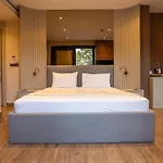 Verona Otel *