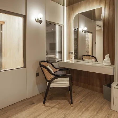 Verona Hotel *
